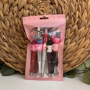 🆕 Valentine's Beaded Pens Set Of 6